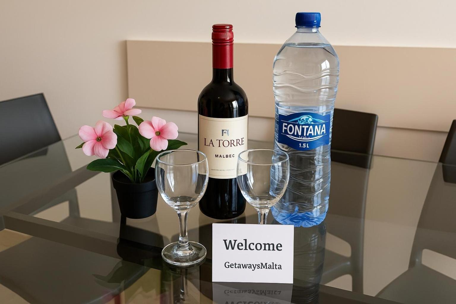 Blue Harbour 2 Bedroom Seafront Apartments With Stunning Seaviews - By Getawaysmalta San Pawl il-Baħar Zewnętrze zdjęcie